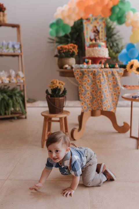 Aniversário infantil com tema de São João'