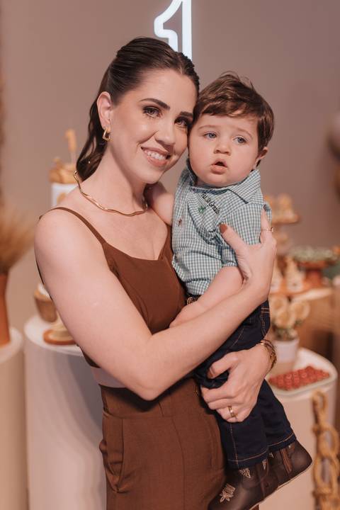 Aniversário infantil com tema de fazenda'