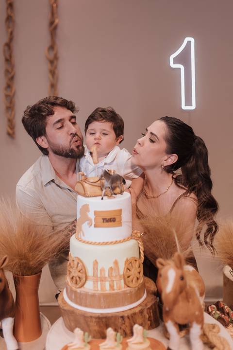Aniversário infantil com tema de fazenda'