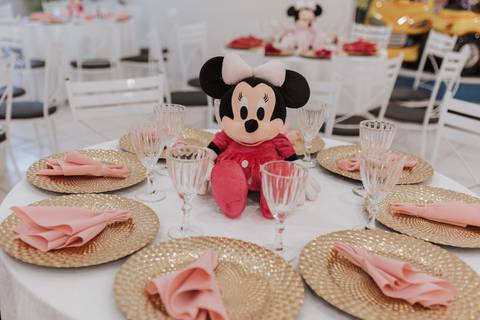 Aniversário infantil com tema de Minnie e Margarida '