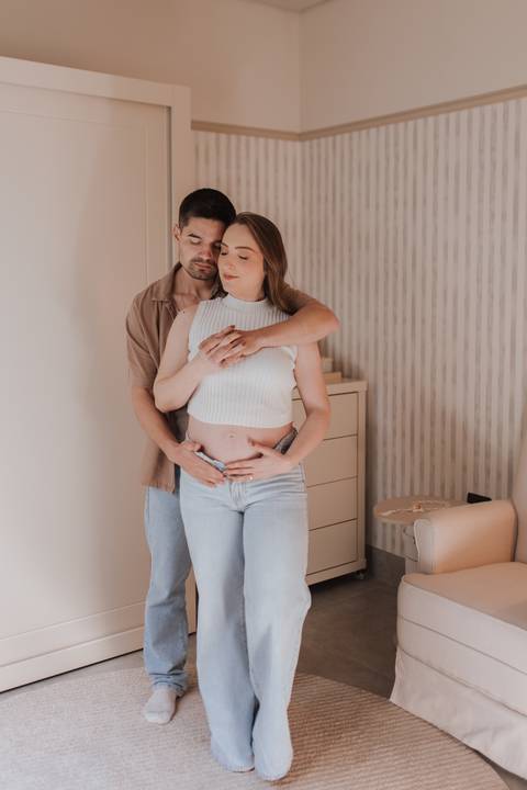 ensaio de gestante em casa'