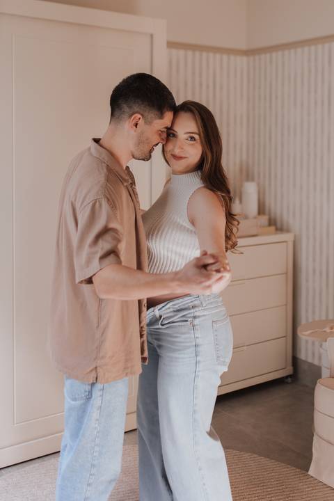 ensaio de gestante em casa'