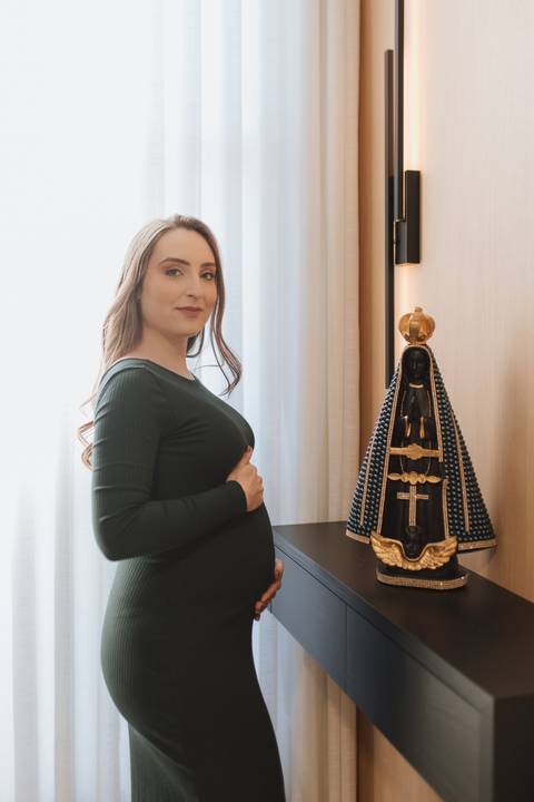 ensaio de gestante em casa'