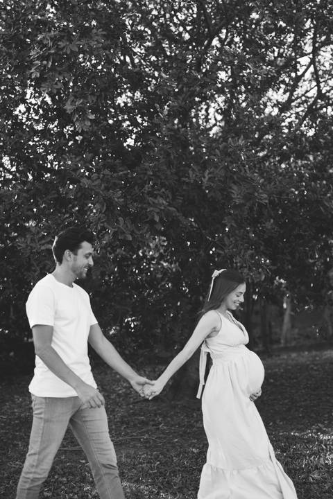 ensaio de gestante no campo '