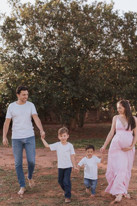 ensaio de gestante no campo '