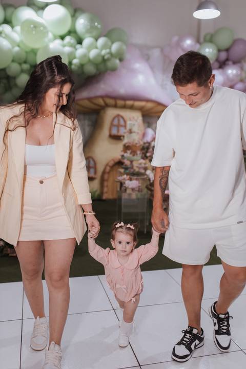 Aniversário infantil com tema de floresta encantada'