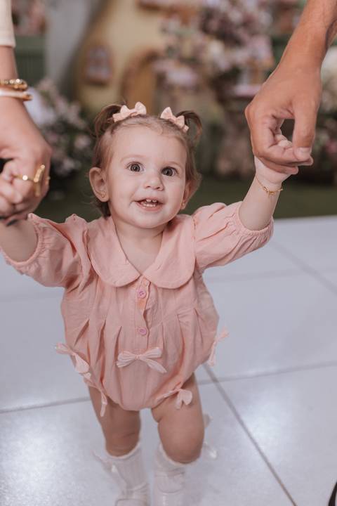 Aniversário infantil com tema de floresta encantada'