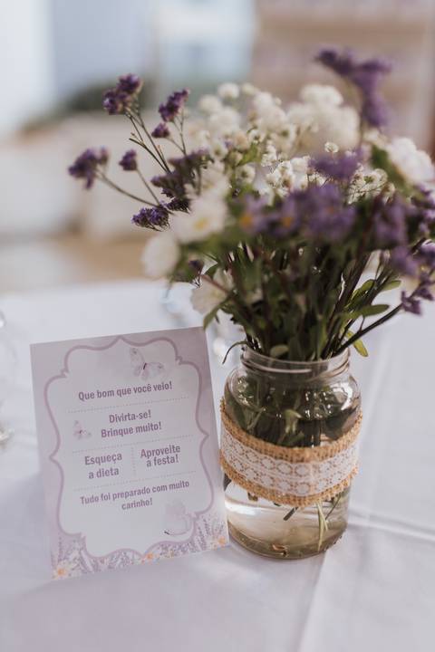 Aniversário infantil com tema de lavanda'