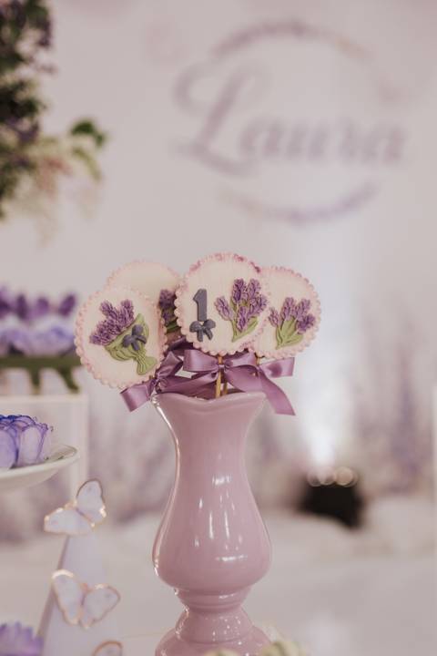 Aniversário infantil com tema de lavanda'