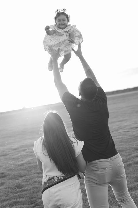 ensaio em família no campo '