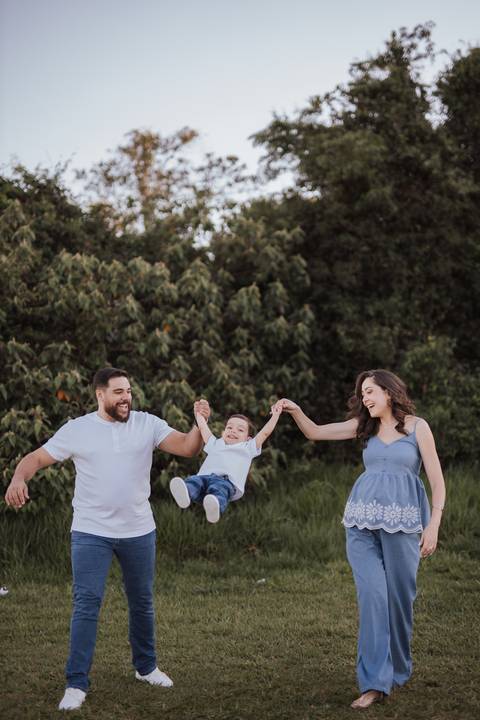 ensaio de gestante no campo '