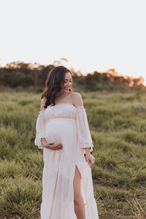 ensaio de gestante no campo '