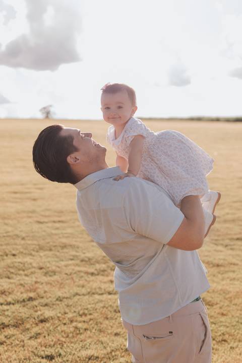 ensaio em família no campo '