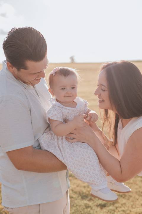 ensaio em família no campo '