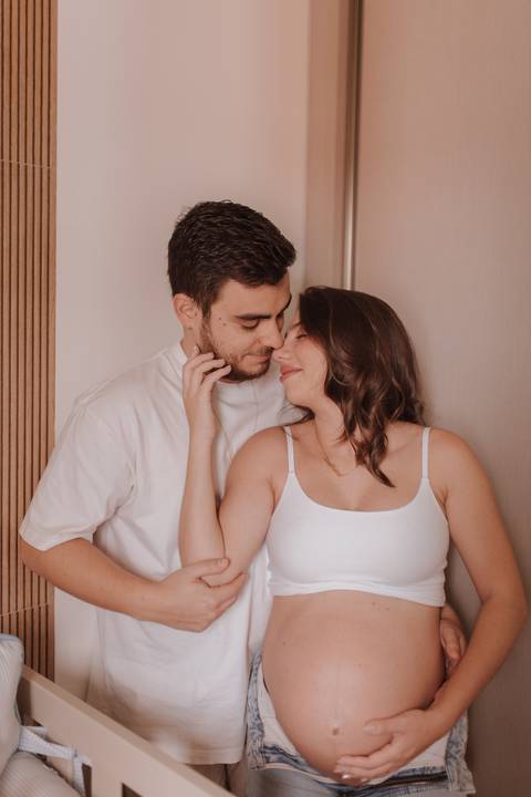 ensaio de gestante em casa'