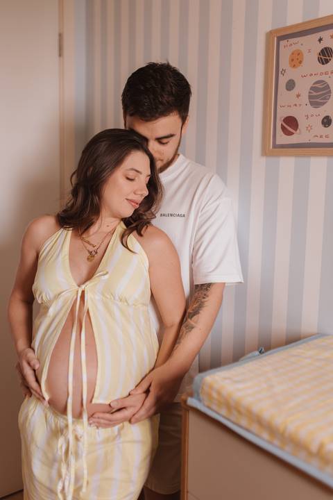 ensaio de gestante em casa'