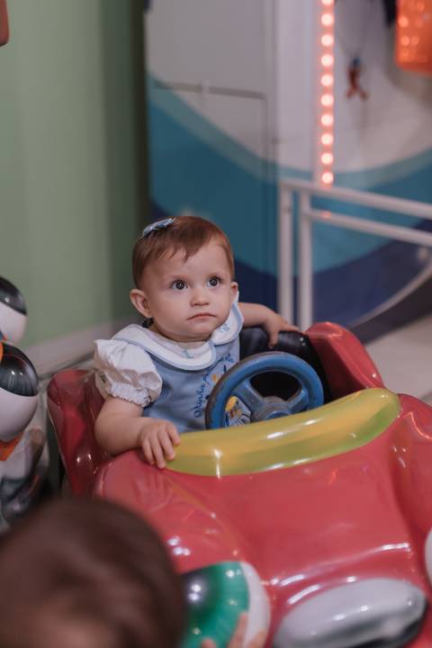 Decoração de aniversário de 1 ano de gêmeos com tema primeira volta ao sol'