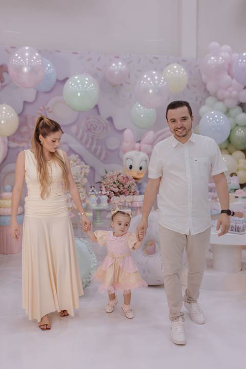 Decoração de aniversário de 2 ano com tema de Minnie'