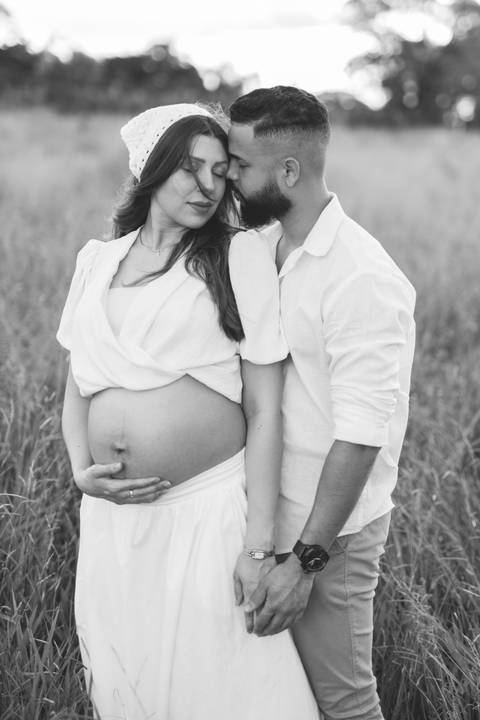 inspiração de ensaio de gestante no campo'