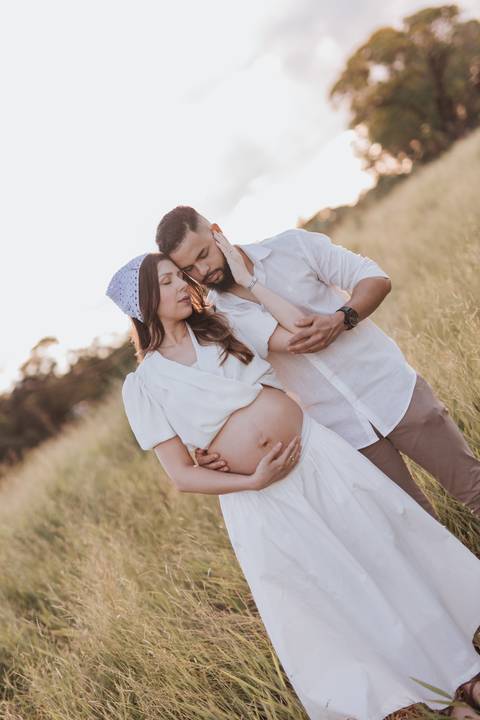 inspiração de ensaio de gestante no campo'