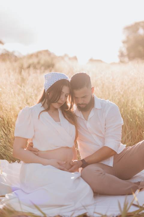 inspiração de ensaio de gestante no campo'