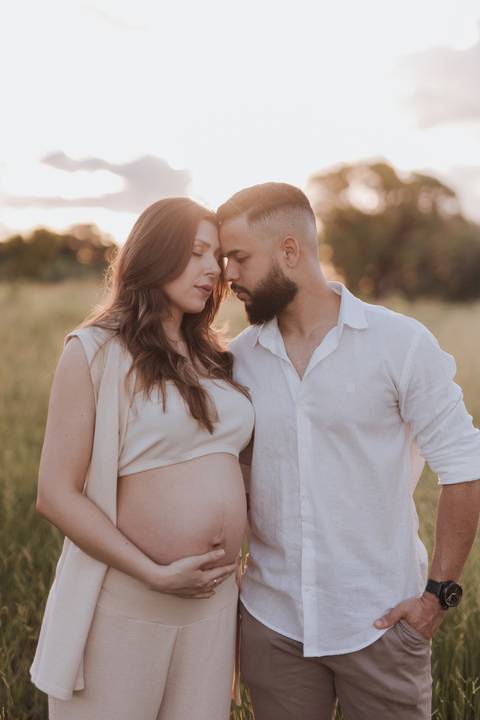 inspiração de ensaio de gestante no campo'