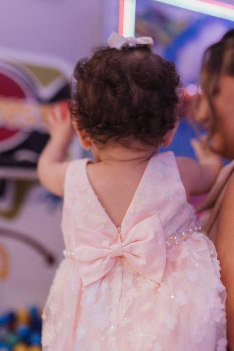 Decoração de aniversário de 1 ano com tema de lavanda'