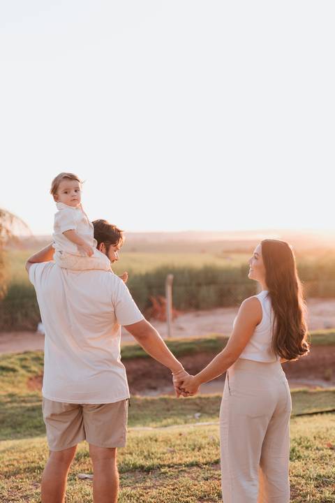 Inspiração de ensaio revelação de sexo do baby no campo '