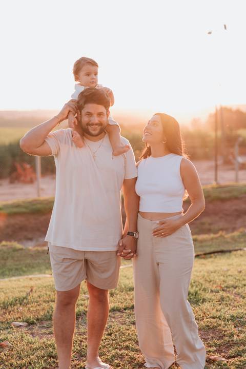 Inspiração de ensaio revelação de sexo do baby no campo '