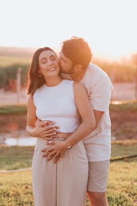 Inspiração de ensaio revelação de sexo do baby no campo '