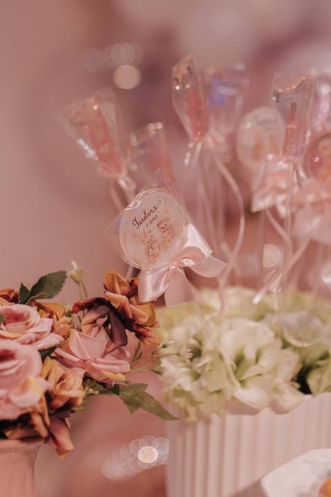 Decoração de aniversário de 1 ano com tema de ursinho'