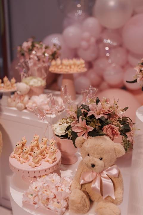 Decoração de aniversário de 1 ano com tema de ursinho'