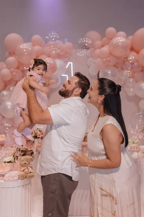 Decoração de aniversário de 1 ano com tema de ursinho'