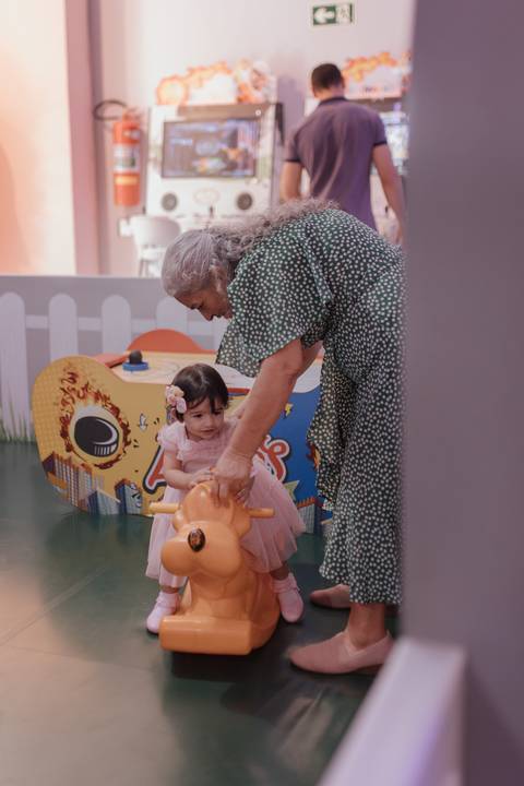 Decoração de aniversário de 1 ano com tema de ursinho'