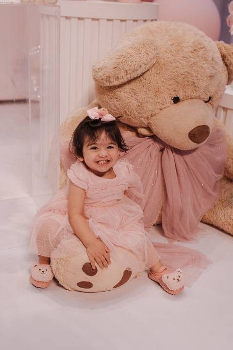 Decoração de aniversário de 1 ano com tema de ursinho'