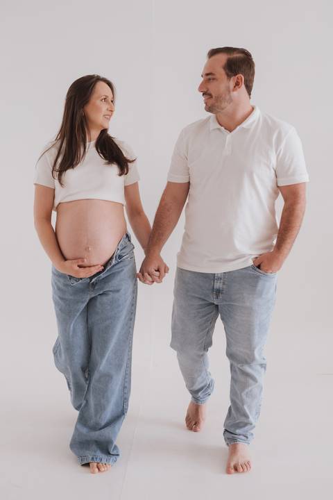 inspiração de ensaio gestante no estudio'