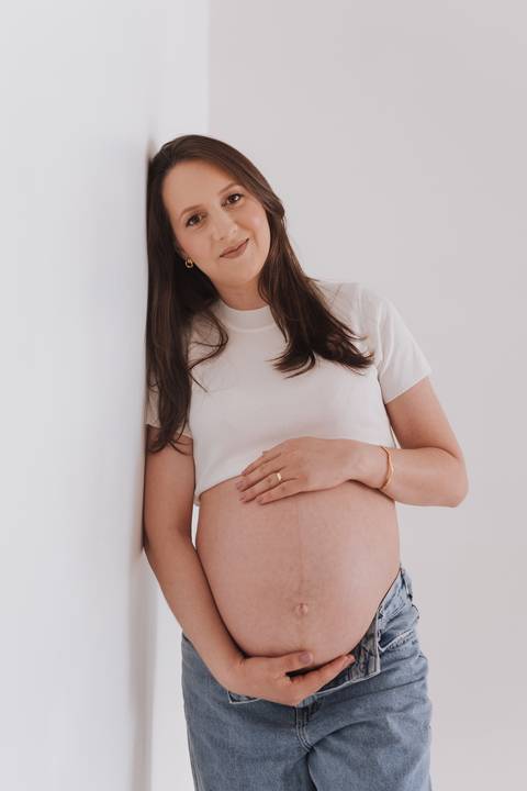 inspiração de ensaio gestante no estudio'