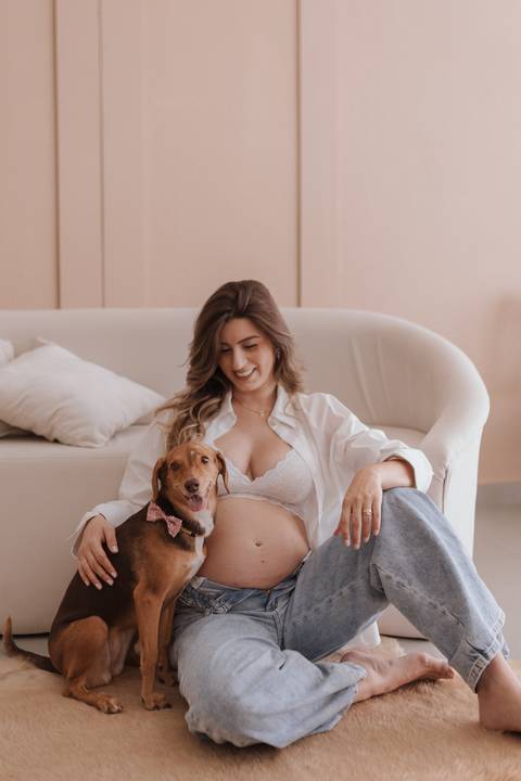 inspiração de ensaio gestante no estudio'