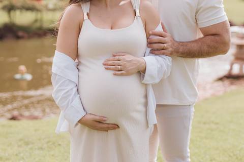 inspiração de ensaio gestante no parque do japão'