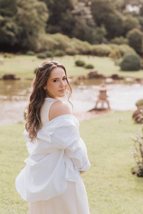 inspiração de ensaio gestante no parque do japão'