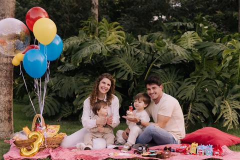 ensaio em família ao ar livre, comemoração de aniversário de 3 anos'