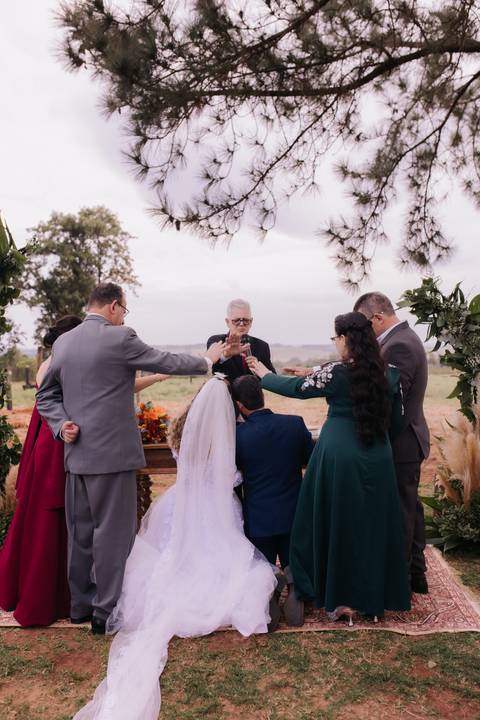 Inspiração de casamento intimista ao ar livre'