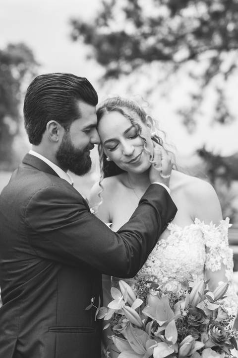 Inspiração de casamento intimista ao ar livre'