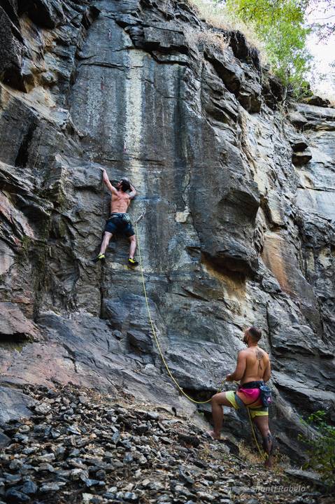 Fotografia de escalada, fotógrafo outdoor, fotografo de eventos esportivos, fotógrafo gv, fotógrafo em Governador Valadares MG, Shanti Amaral Fotografia.'