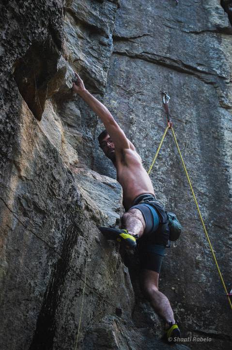 Fotografia de escalada, fotógrafo outdoor, fotografo de eventos esportivos, fotógrafo gv, fotógrafo em Governador Valadares MG, Shanti Amaral Fotografia.'
