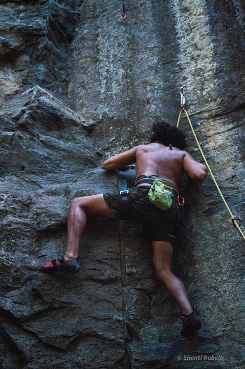 Fotografia de escalada, fotógrafo outdoor, fotografo de eventos esportivos, fotógrafo gv, fotógrafo em Governador Valadares MG, Shanti Amaral Fotografia.'