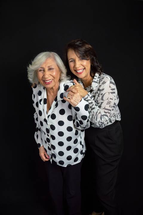 Retratos família, fotógrafo de família, retratos no estúdio, fotógrafo em gv, fotógrafo em governador valadares mg, Shanti Amaral Fotografia.'