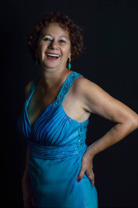 Fotografia feminina, fotógrafo feliz idade, retrato em estúdio, ensaio feminino, fotógrafo em gv, fotógrafo em governador valadares mg, Shanti Amaral Fotografia.'