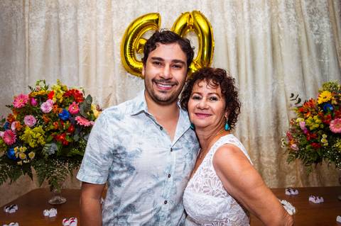 Fotografia de aniversário, fotógrafo de eventos, fotógrafo de aniversário em gv, fotógrafo aniversário adulto, fotógrafo em gv, fotógrafo em Governador Valadares MG, Shanti Amaral Fotografia.'
