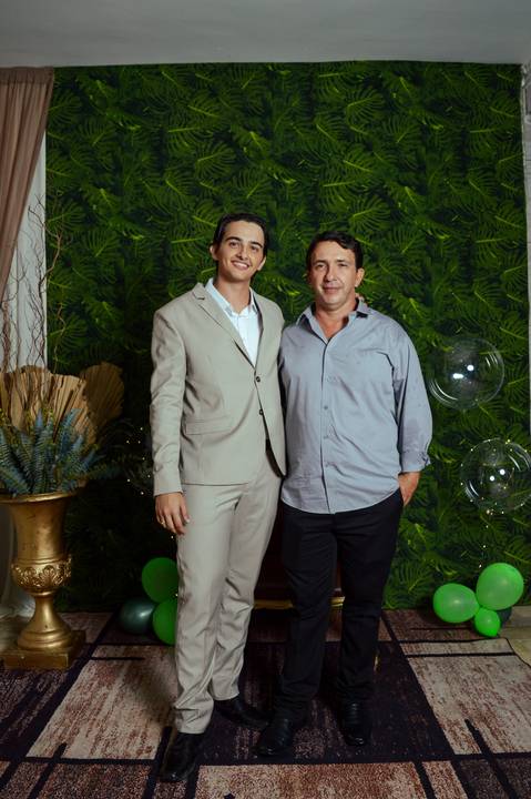 Fotografia de formatura, fotógrafo de eventos, fotógrafo de formatura em gv, fotógrafo em gv, fotógrafo em Governador Valadares MG, Shanti Amaral Fotografia.'